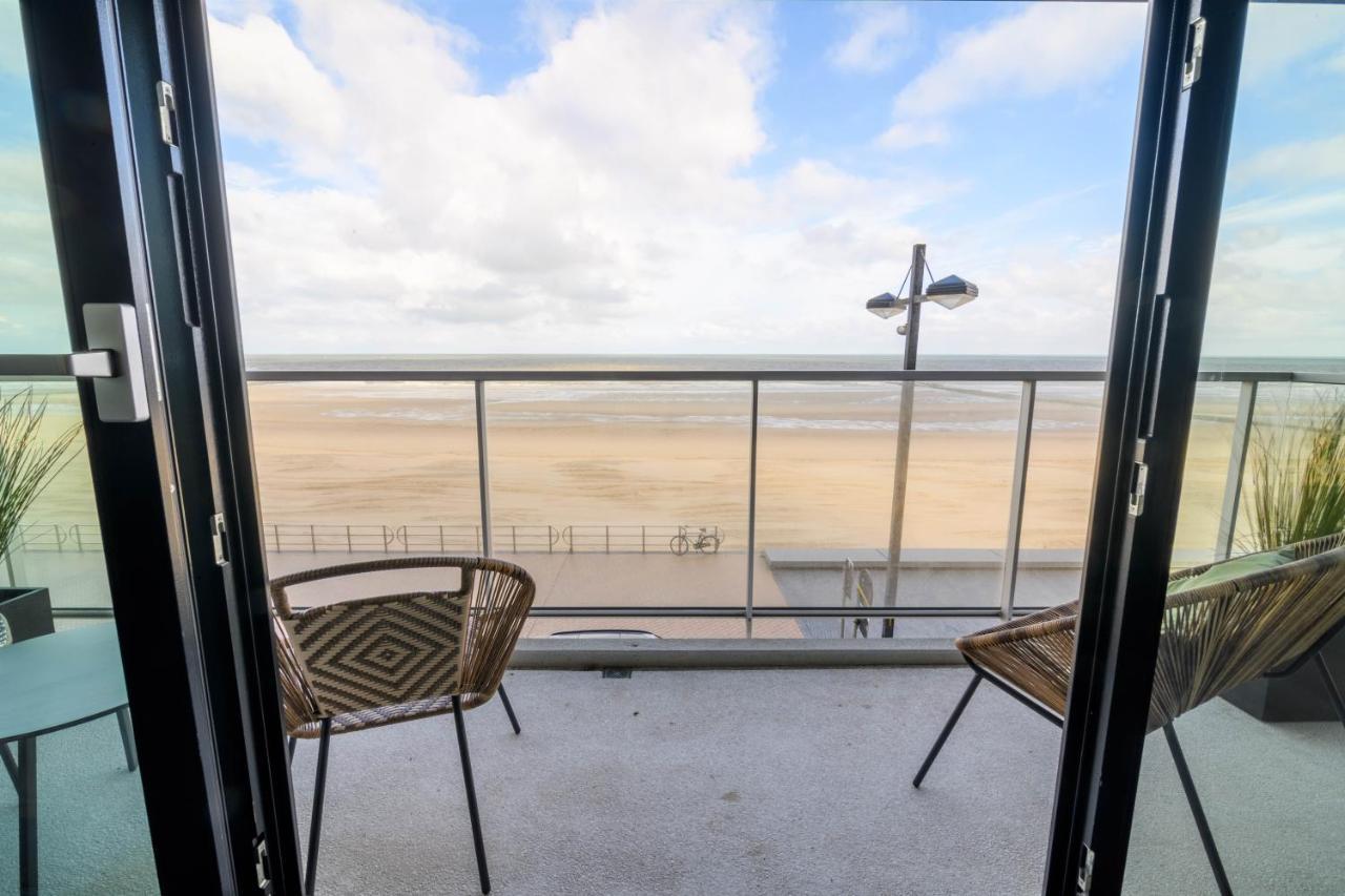Premium Holidays - New Modern Apartment Oostkant With Seaview At Westende Middelkerke Esterno foto